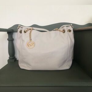 Michael Kors |  Jet Set Gather Shoulder Tote